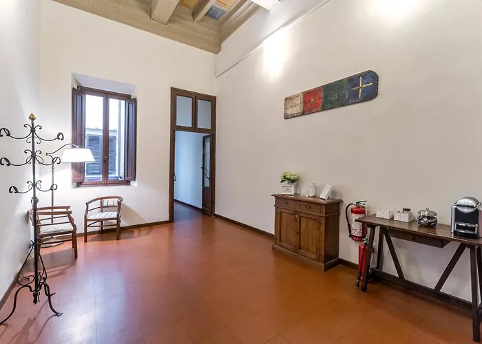 Unyca- Elegant "Santo Spirito"